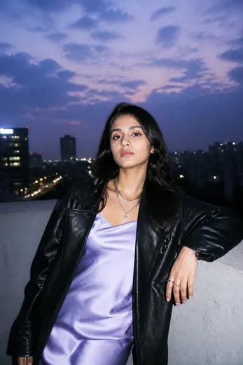 Indie Streetwear Rooftop Twilight Wallpaper (Gemini AI)